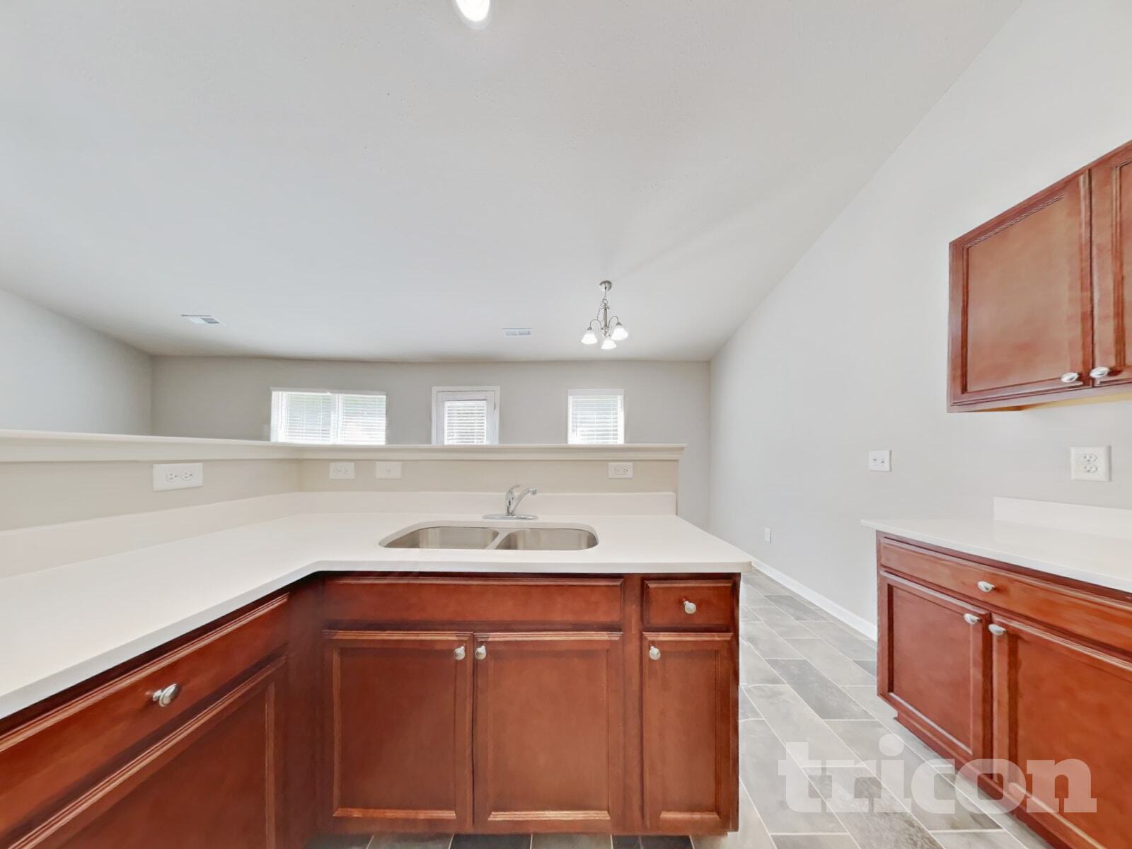 Building Photo - 129 Ridgemoore Ct