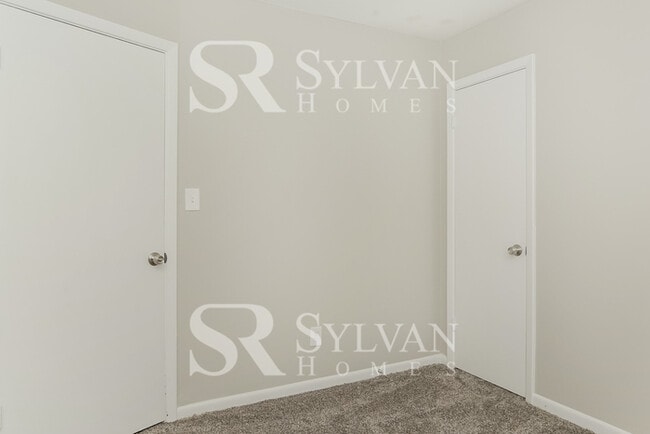 Building Photo - Living where You Love is Good for your Heart!