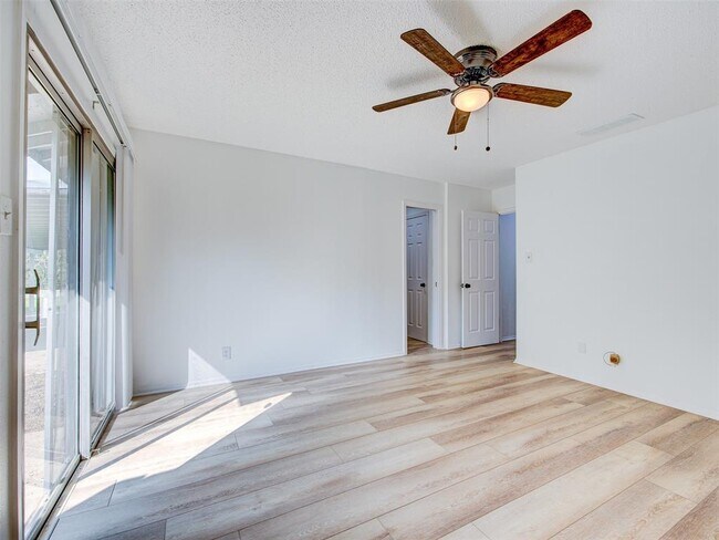 Building Photo - 7602 Pebble Brook Cove