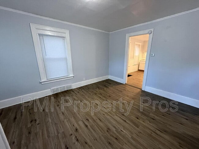 Building Photo - 2853 N Booth St