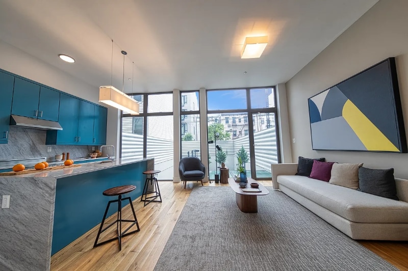 Building Photo - 237 Devoe St