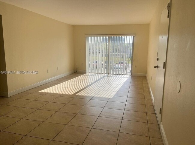 Building Photo - 5112 NW 79th Ave