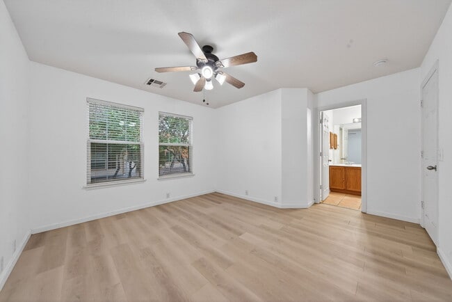 Building Photo - 2642 Grayson Way