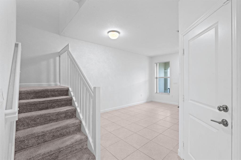 Building Photo - 5515 NW 27th St