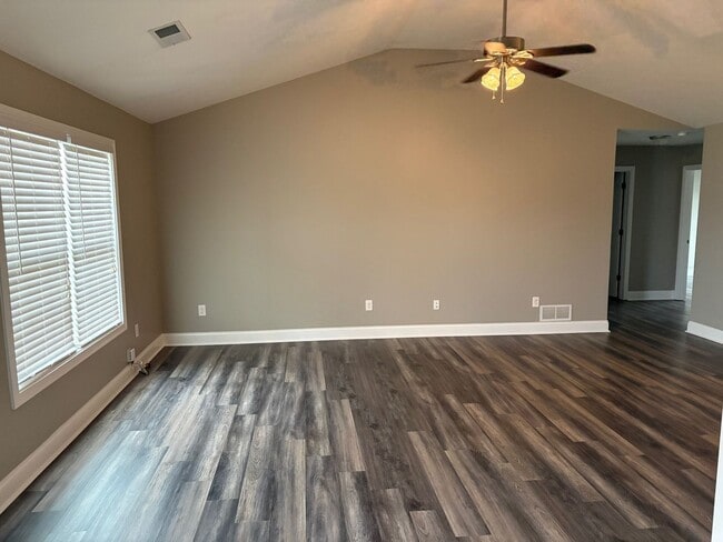 Building Photo - 7013 Golgotha Dr