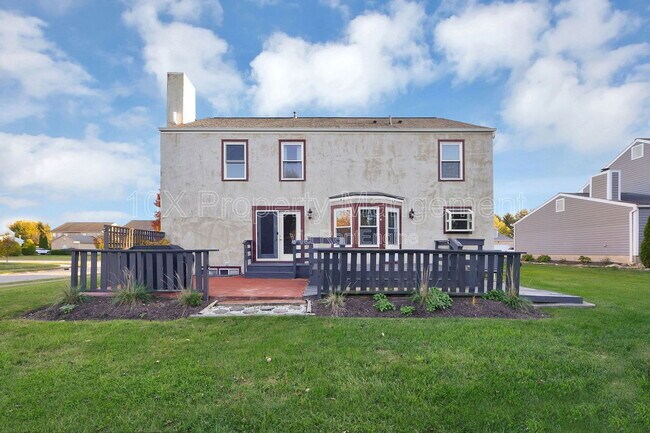 Building Photo - 96 Chenango Dr