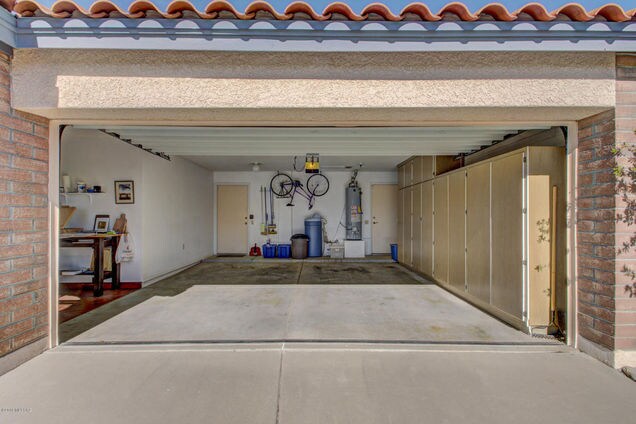Building Photo - 1606 W Calle Del Ducado