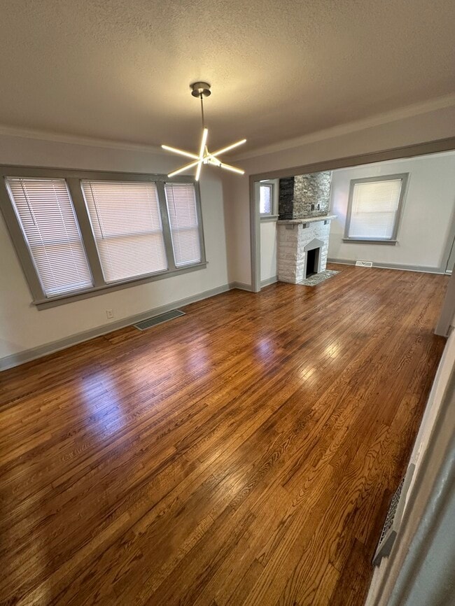 Building Photo - 5414 Brooklyn Ave