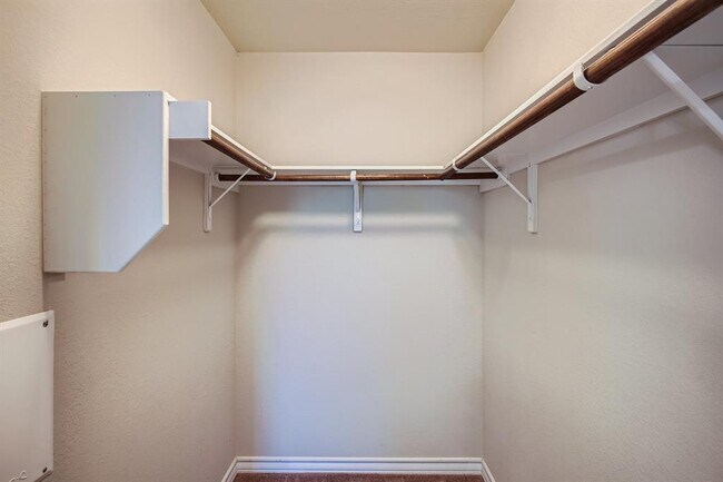 Building Photo - 1604 Los Olivios Wy