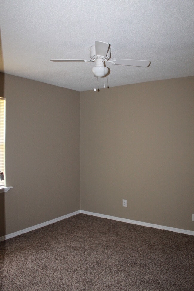 Building Photo - Midwest City Schools!