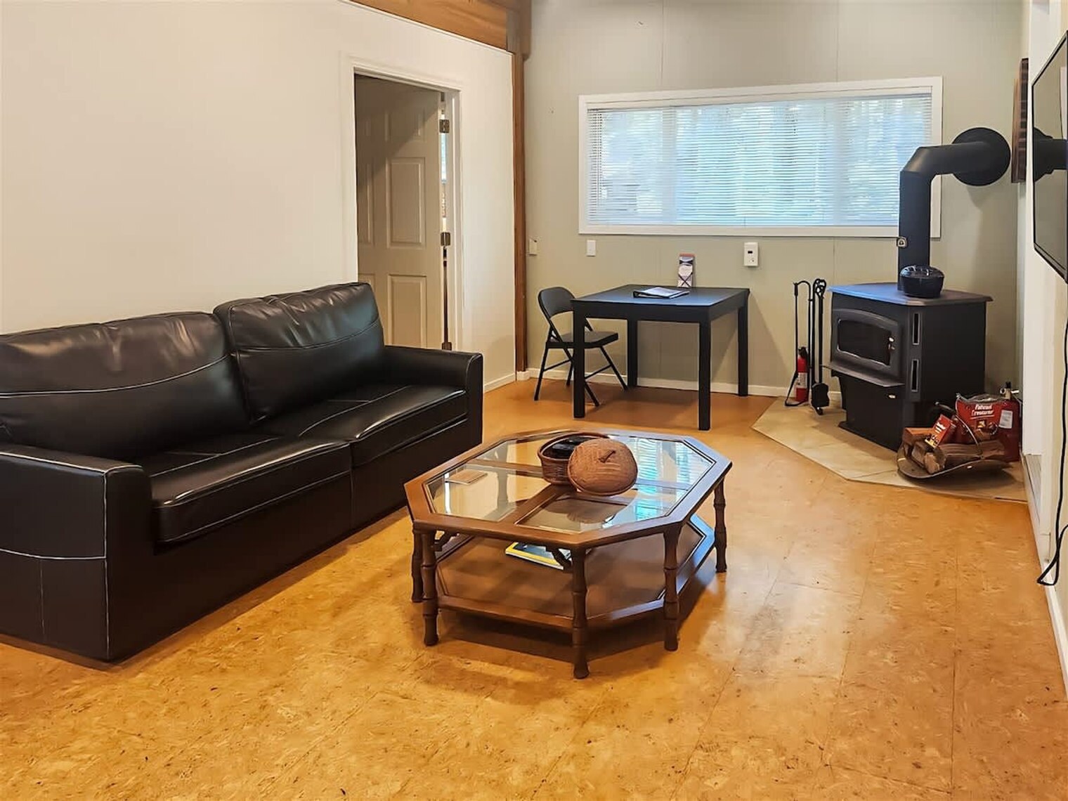 Building Photo - 218 Ironwood Dr