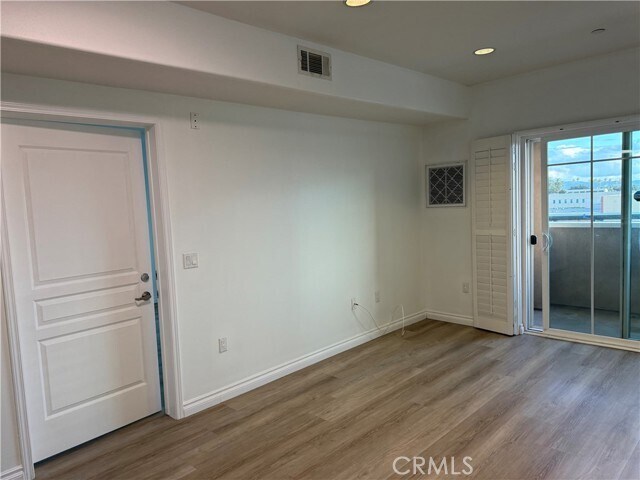 Building Photo - 11 S 3rd St