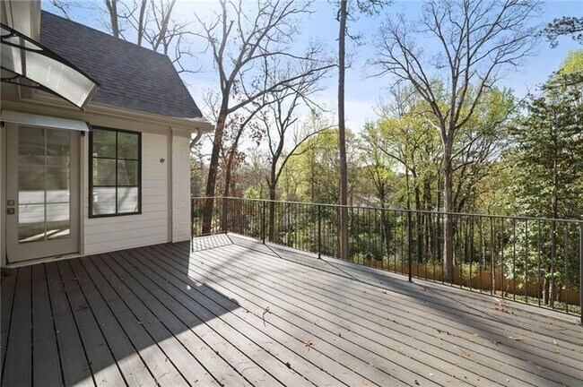 Building Photo - 1074 Moores Mill Rd NW