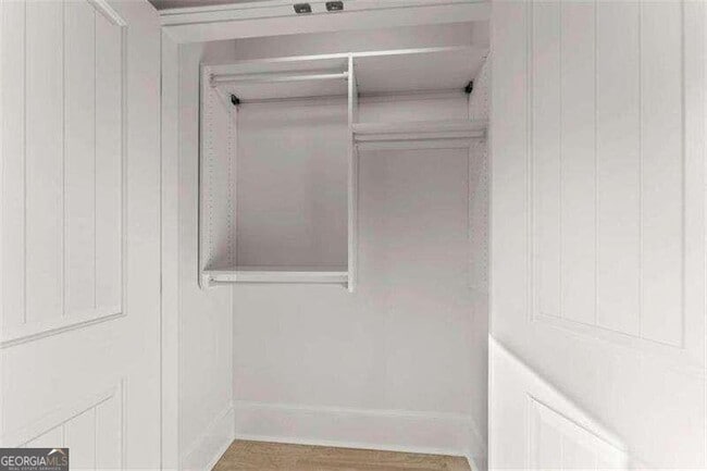 Building Photo - 502 Washington St NW