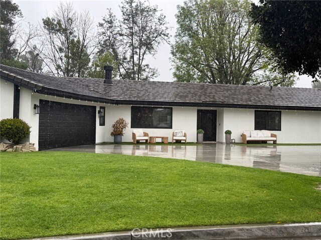 Building Photo - 1530 Robin Way