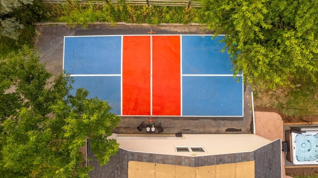 Building Photo - 7208 Secrest Ct