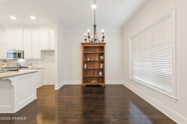 Building Photo - 110 Olivewood Dr