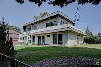 Building Photo - 6435 E 6th Ave Pkwy