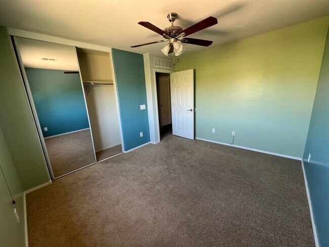 Building Photo - 8064 W Rushmore Way