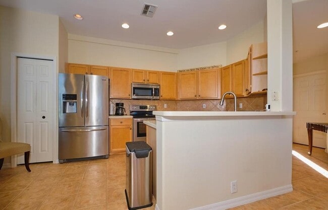 Building Photo - 16491 Millstone Cir