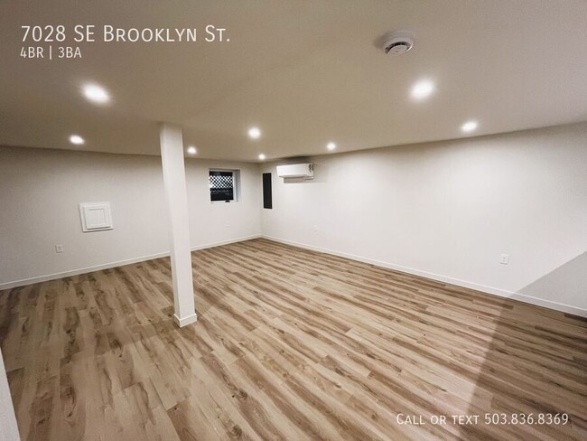 Building Photo - Stunning Newly Renovated 4-Bedroom Home fo...