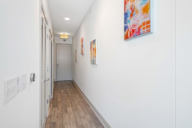 Building Photo - 1811 Southgate Blvd