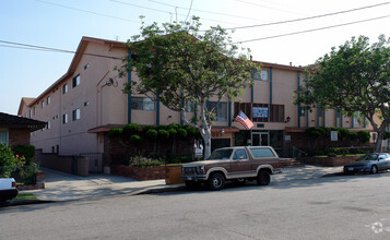 Building Photo - Crestbrook Apartments