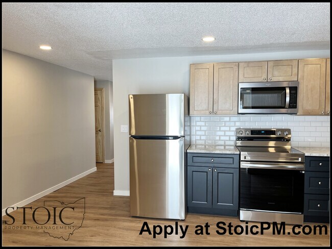 Building Photo - 123 N Main St