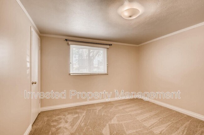 Building Photo - 13787 W Asbury Dr