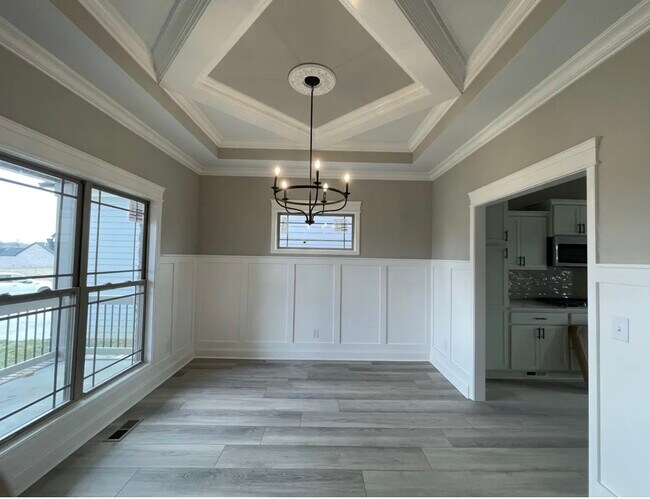 Building Photo - 446 Spiderwort Dr