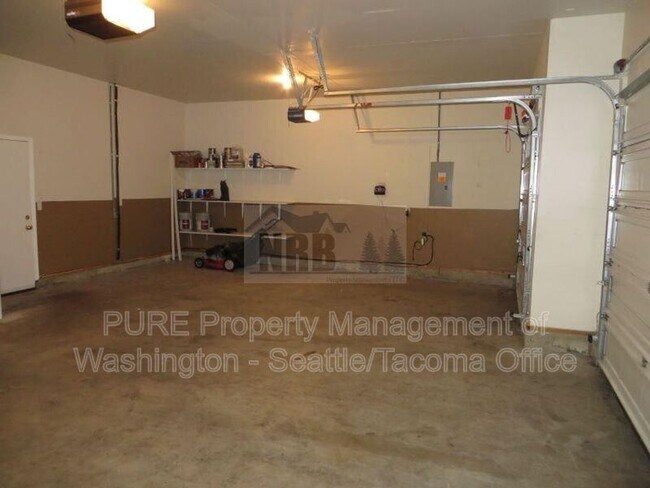 Building Photo - 18809 104th Ave E