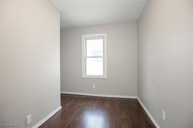 Building Photo - 3409 W 86th St