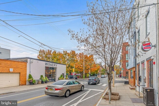Building Photo - 1848 Frankford Ave