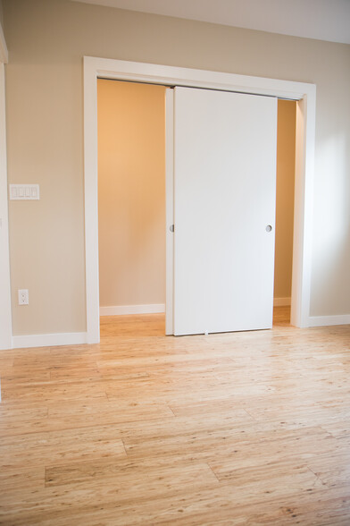 Large bedroom closet measures 10' x 3'. - 5239 NE Mason St