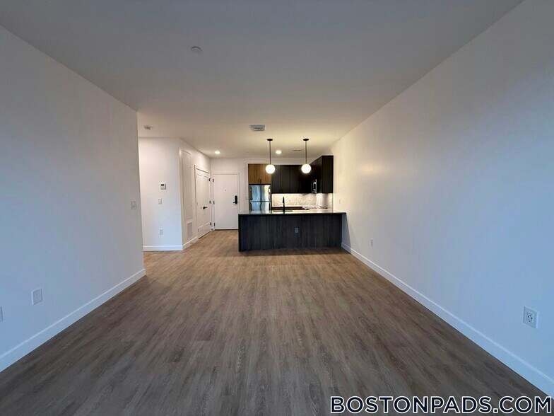 Building Photo - 199 Gardner St