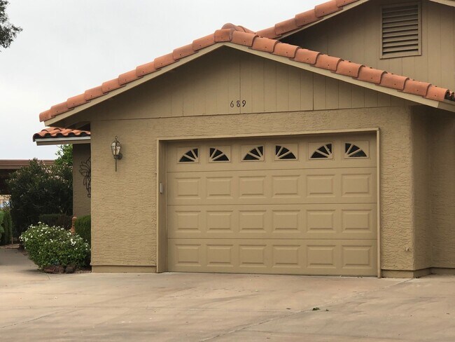 Building Photo - ASK ABOUT OUR REDUCED SUMMER RATES!!! Comfortable & Inviting Home in Leisure World a 45+ Active A...