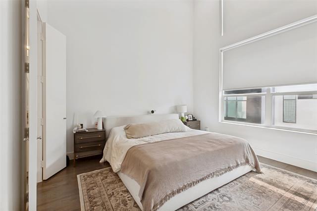 Building Photo - 2319 Kirby St