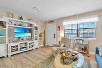 Building Photo - 312 Bream Ave