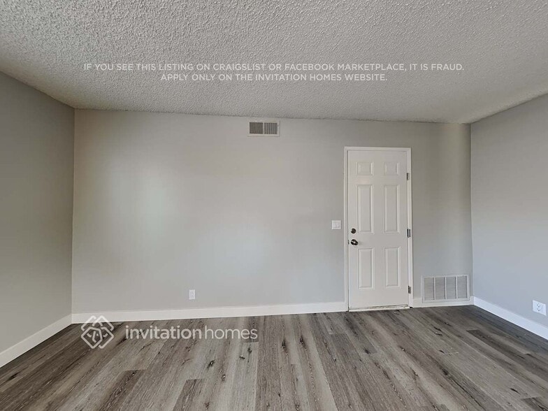 Building Photo - 6318 Millwood Dr