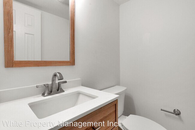 Building Photo - 3 br, 2.5 bath House - 2742 Creekbed Lane