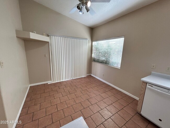 Building Photo - 1233 N Pebble Beach Dr