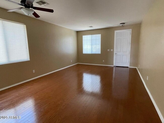 Building Photo - 38410 N Pagoda Ln