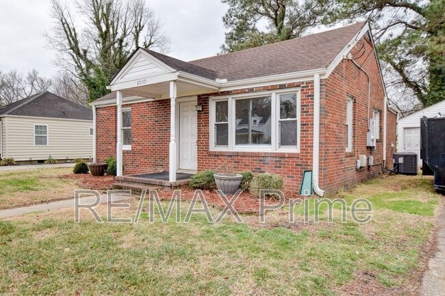 Building Photo - 2808 Arcadia Ave