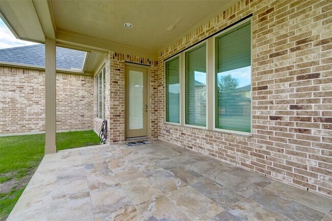 Building Photo - 10307 Latta Creek Dr