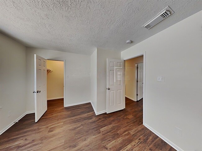 Building Photo - 26881 Monarch Manor Ln