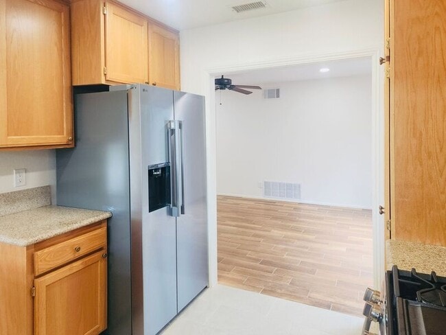 Building Photo - 23581 Via Calzada