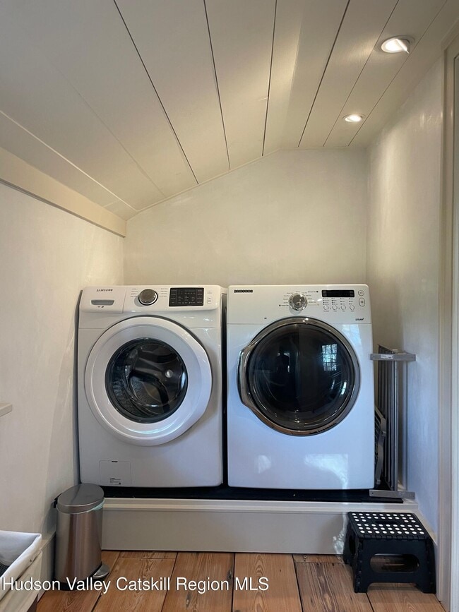 Building Photo - 416 Hapeman Hill Rd