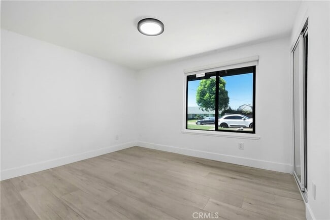 Building Photo - 2551 La Praix St