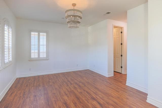 Building Photo - 415 N Cedros Ave