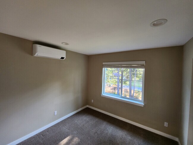 Bedroom - 958 152nd St E